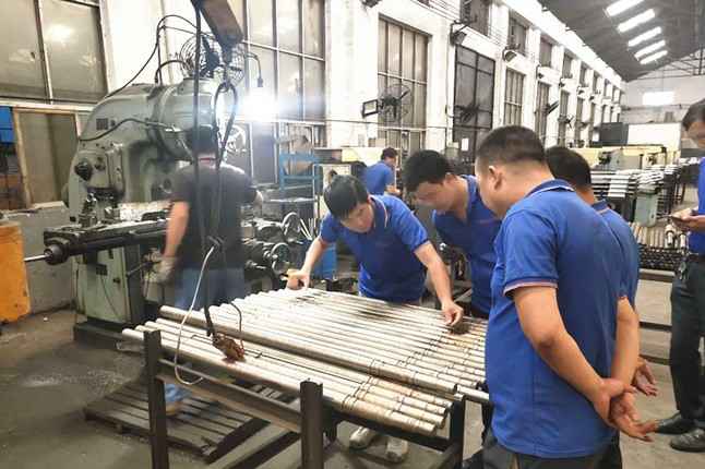 南宁学岺可再生能源开发有限公司每周对各个工序进行质量监督检验的现场。